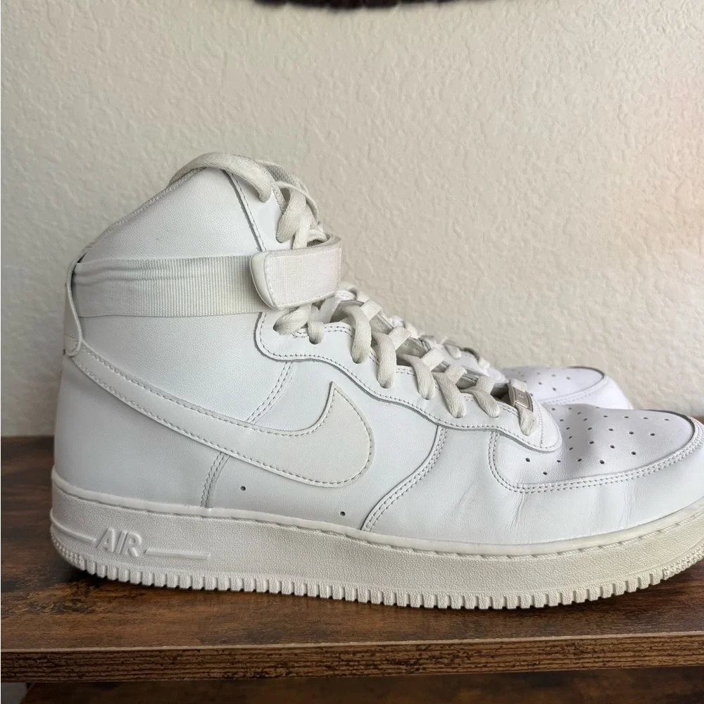 Nike Air Force 1 High '07 White Sneaker Casual Shoes Men's SZ 15 - Picture 4 of 16